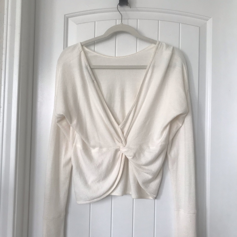 NWOT Abercrombie Cross Back Sweater